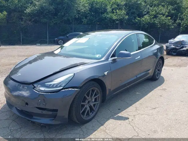 2018 Tesla Model 3 Long Range/mid Range VIN 5YJ3E1EAXJF158984 фото 2