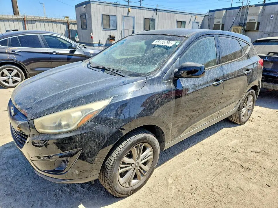 KM8JT3AFXFU992225 — 2015 Hyundai Tucson, Stripped, фото до ремонта