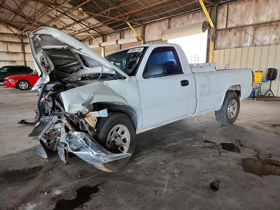 1GCEC14V45Z276595 — 2005 Chevrolet Silverado, Передняя часть (Front End), фото до ремонта