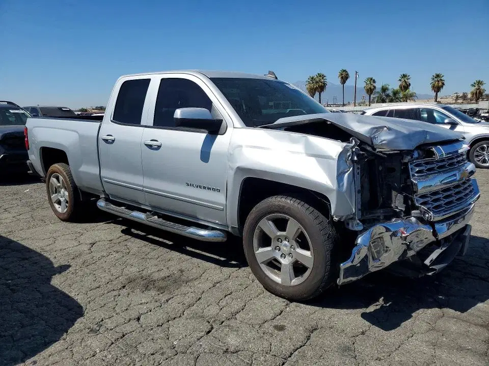 2017 Chevrolet Silverado VIN 1GCRCREC0HZ180142 фото 4