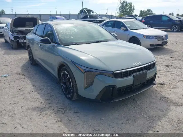 3KPFW4DC3SE138288 — 2025 Kia K4 GT-Line Turbo/GT-Line Turbo Limited, Задняя часть (Rear), фото до ремонта