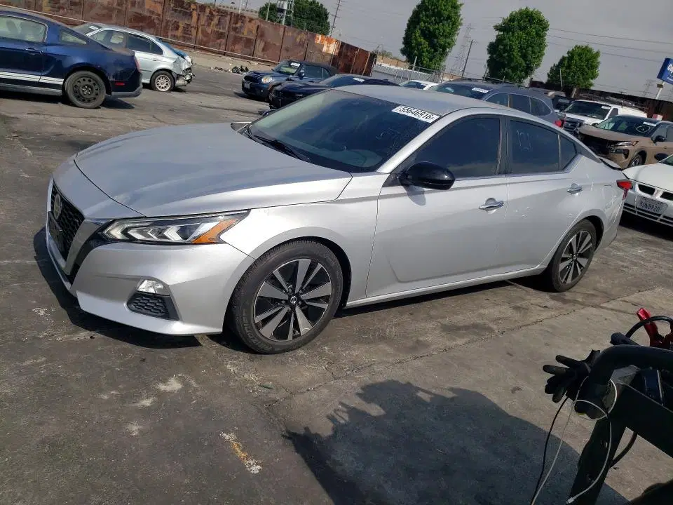 1N4BL4DV8MN356434 — 2021 Nissan Altima, Задняя часть (Rear End), фото до ремонта