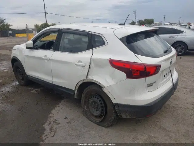 2018 Nissan Rogue Sport S VIN JN1BJ1CR6JW264010 фото 3