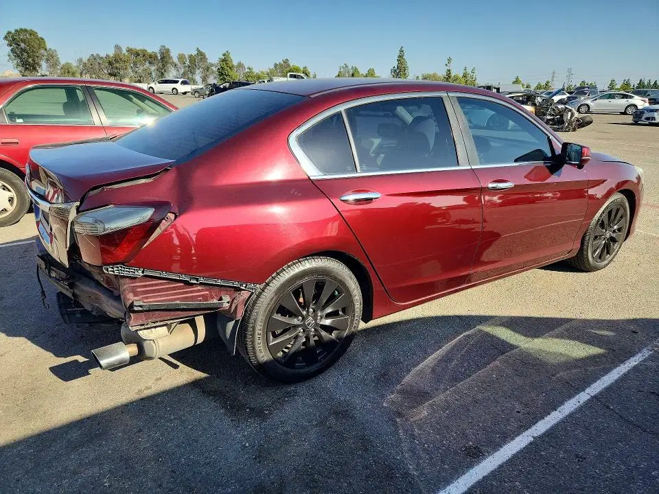 2015 Honda Accord VIN 1HGCR2F73FA014224 фото 3