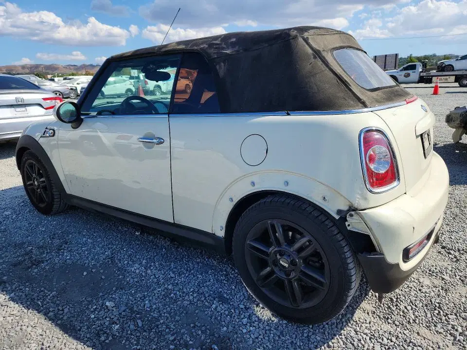 2015 Mini Cooper VIN WMWZP3C56FT708978 фото 2