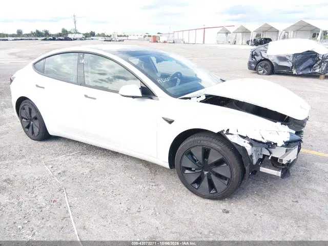 5YJ3E1EA6SF926459 — 2025 Tesla Model 3 Long Range Rear-Wheel Drive, Передняя часть (Front End), фото до ремонта