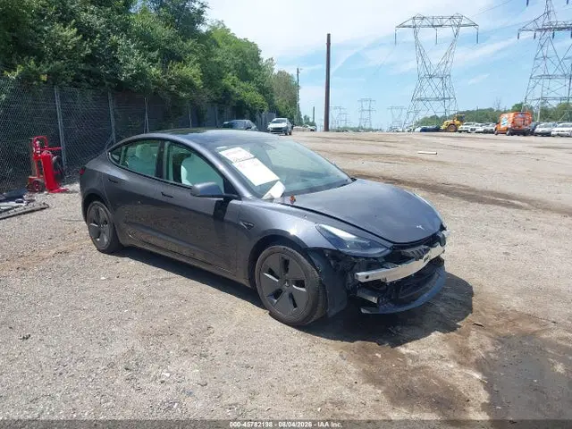 5YJ3E1EA4PF614471 — 2023 Tesla Model 3 Rear-Wheel Drive, Передняя часть (Front End), фото до ремонта