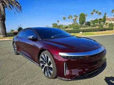 50EA1GBA0NA001498 — 2022 Lucid Motors AIR, Передняя часть (Front End), фото до ремонта