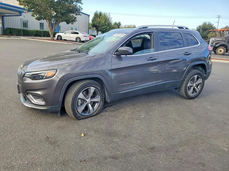 1C4PJMDXXKD268785 — 2019 Jeep Cherokee, Передняя часть (Front End), фото до ремонта
