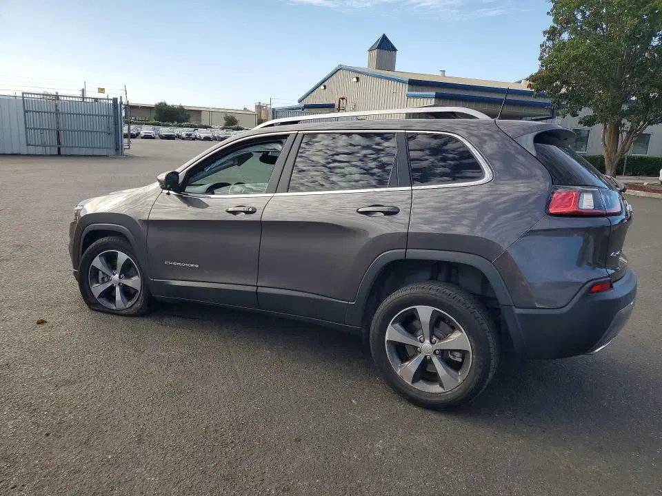 2019 Jeep Cherokee VIN 1C4PJMDXXKD268785 фото 2