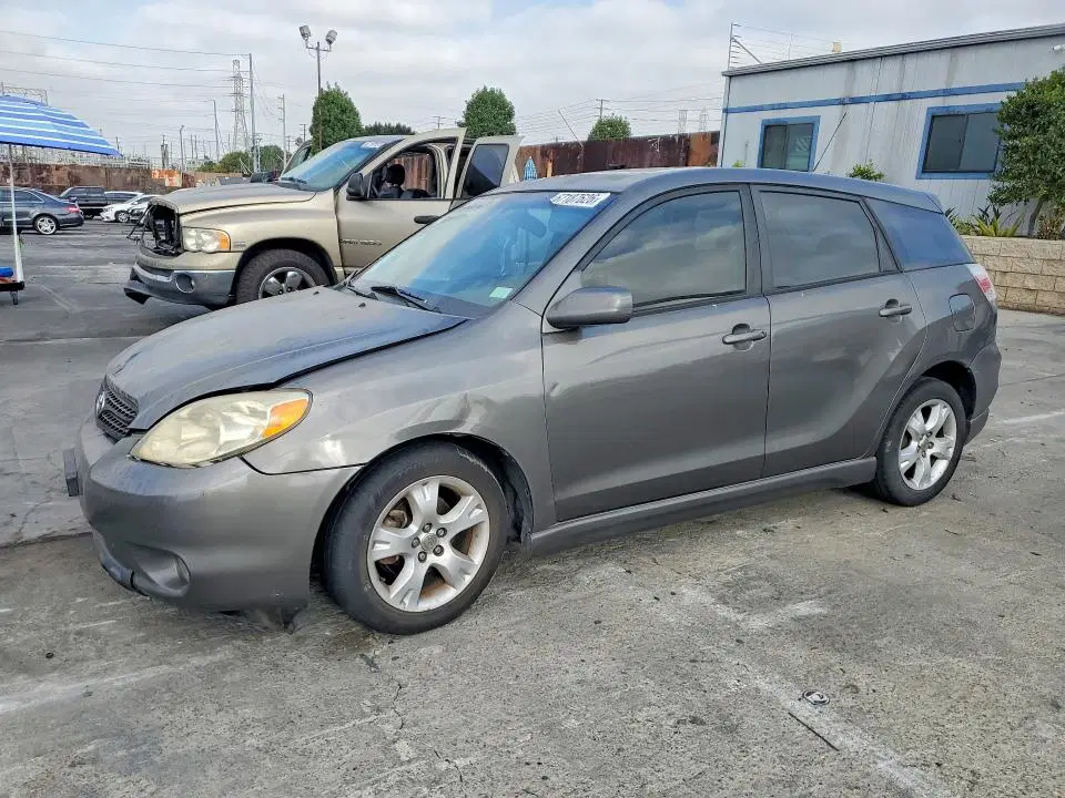 2T1KR32E77C658021 — 2007 Toyota Matrix, Передняя часть (Front End), фото до ремонта