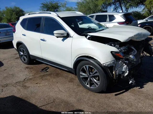 JN8AT2MV2KW383411 — 2019 Nissan Rogue SV, Передняя часть (Front End), фото до ремонта