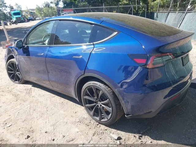 2022 Tesla Model Y Long Range Dual Motor All-wheel Drive VIN 7SAYGDEE6NF418567 фото 3