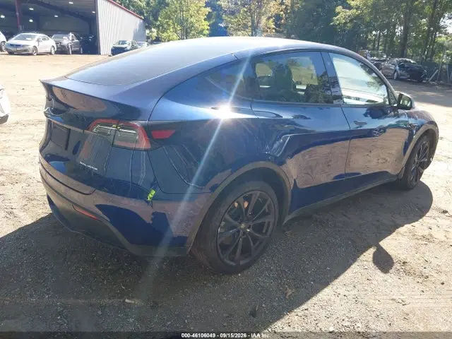 2022 Tesla Model Y Long Range Dual Motor All-wheel Drive VIN 7SAYGDEE6NF418567 фото 4