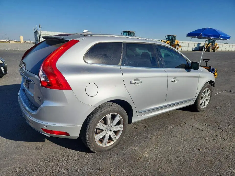 2017 Volvo XC60 VIN YV440MRU0H2101602 фото 3