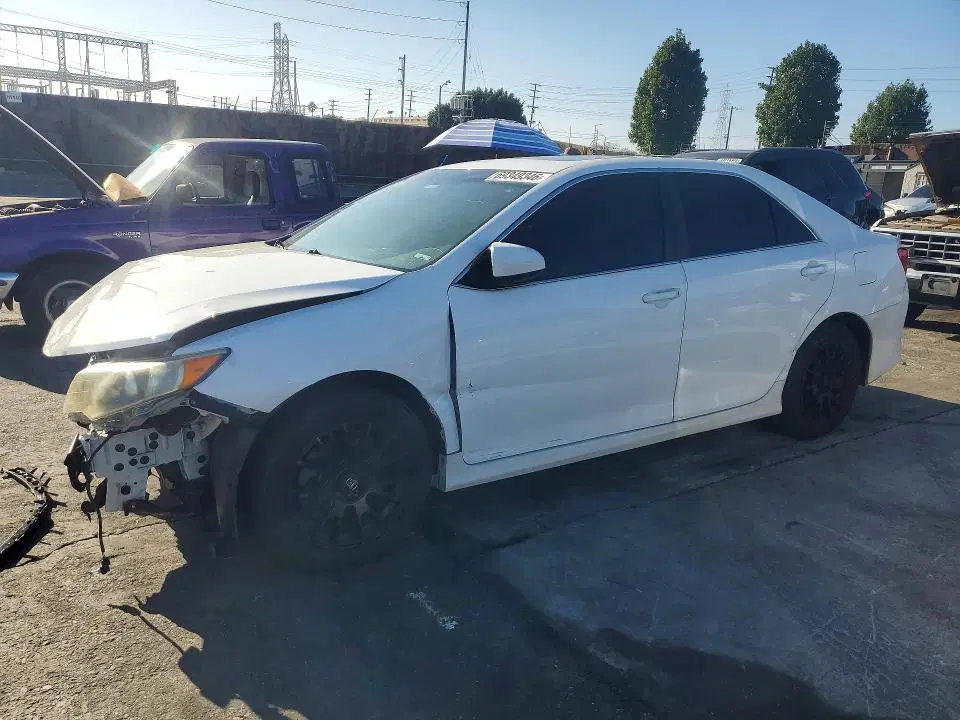 4T1BF1FK2DU238867 — 2013 Toyota Camry, Передняя часть (Front End), фото до ремонта
