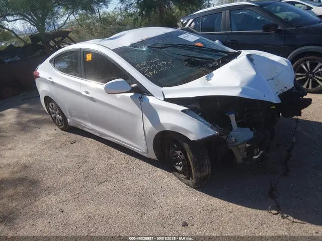 5NPDH4AEXGH701542 — 2016 Hyundai Elantra SE, Biohazard, фото до ремонта