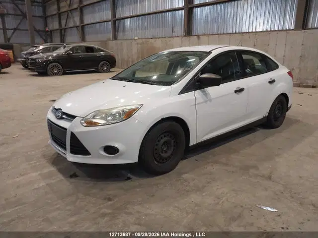2014 Ford FOCUS S VIN 1FADP3E24EL423331 фото 2