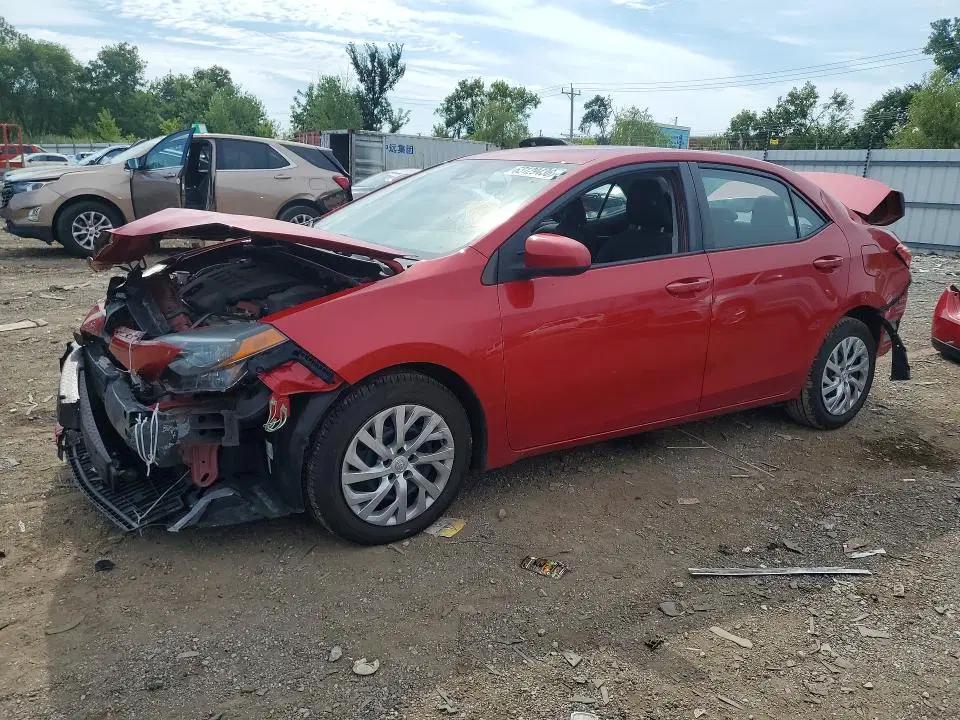 2T1BURHE7KC232010 — 2019 Toyota Corolla, передняя часть, фото до ремонта