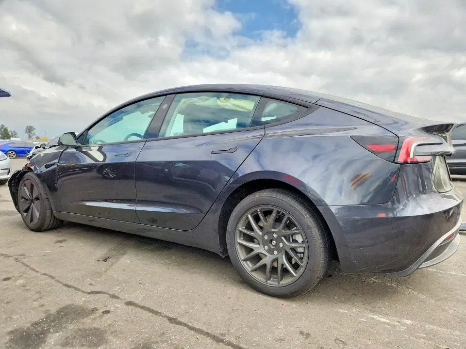 2025 Tesla MODEL 3 VIN 5YJ3E1EA1SF050349 фото 2
