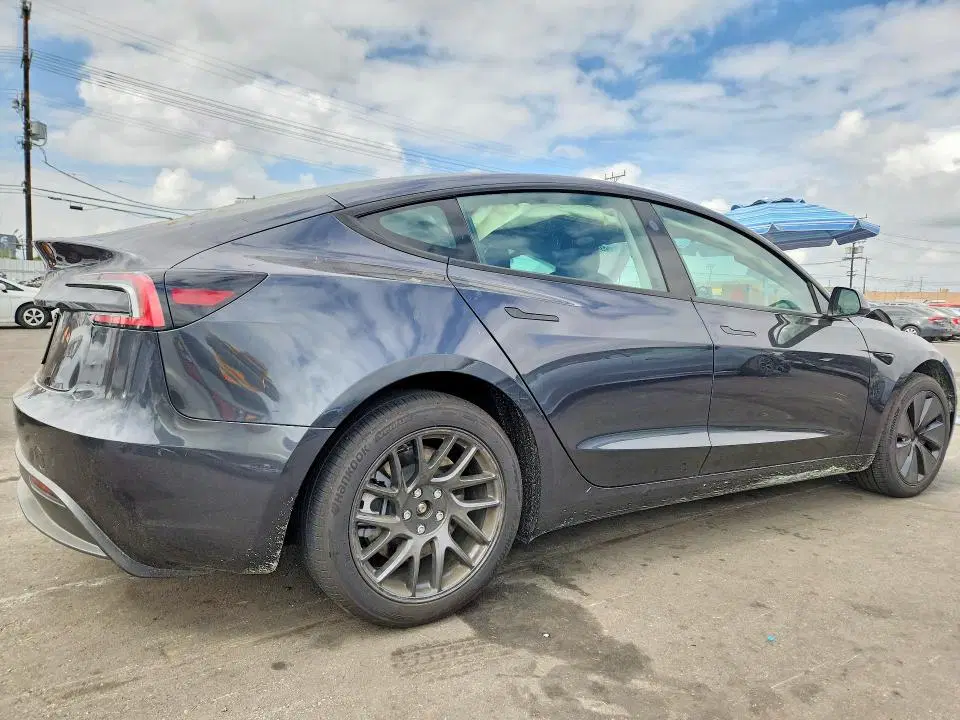 2025 Tesla MODEL 3 VIN 5YJ3E1EA1SF050349 фото 3