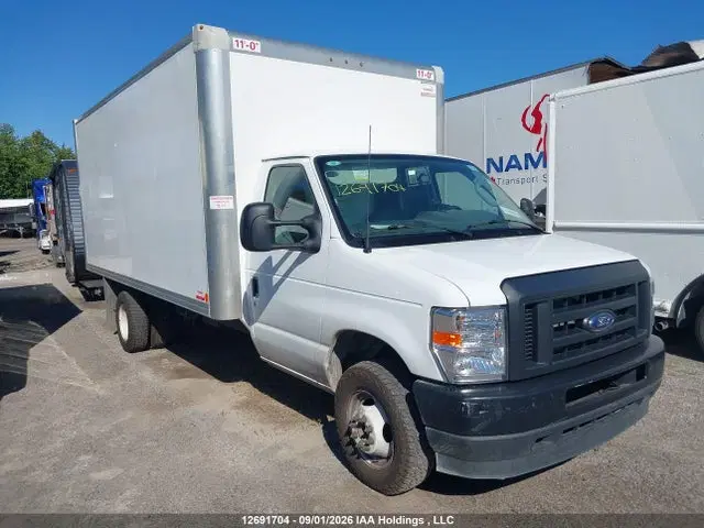 1FDXE4FNXRDD15089 — 2024 Ford E-450 Cutaway, Передняя часть, фото до ремонта