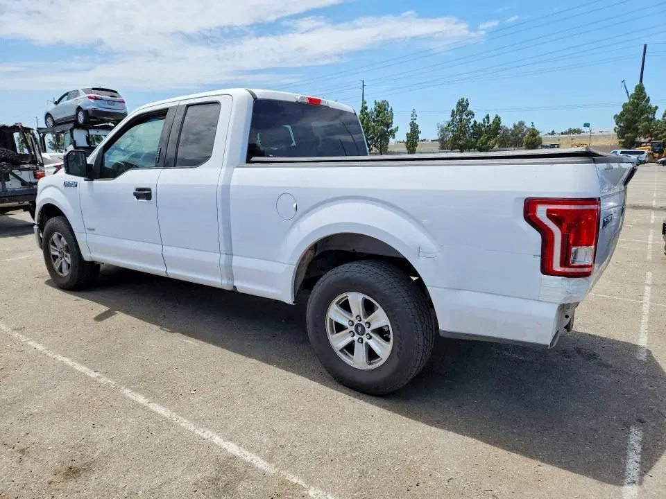 2015 Ford F150 VIN 1FTEX1CP2FKD59749 фото 2