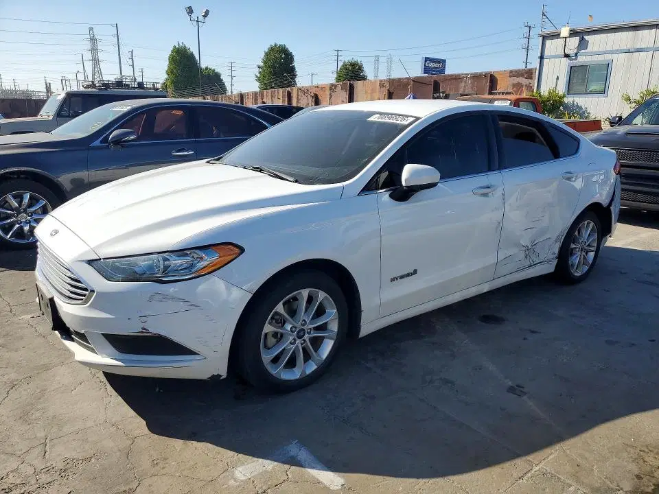 3FA6P0LU9HR387931 — 2017 Ford Fusion, Боковая часть (Side), фото до ремонта