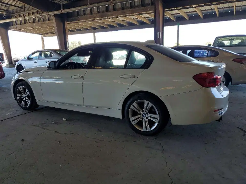 2016 BMW 328 VIN WBA8E9G51GNT84469 фото 2