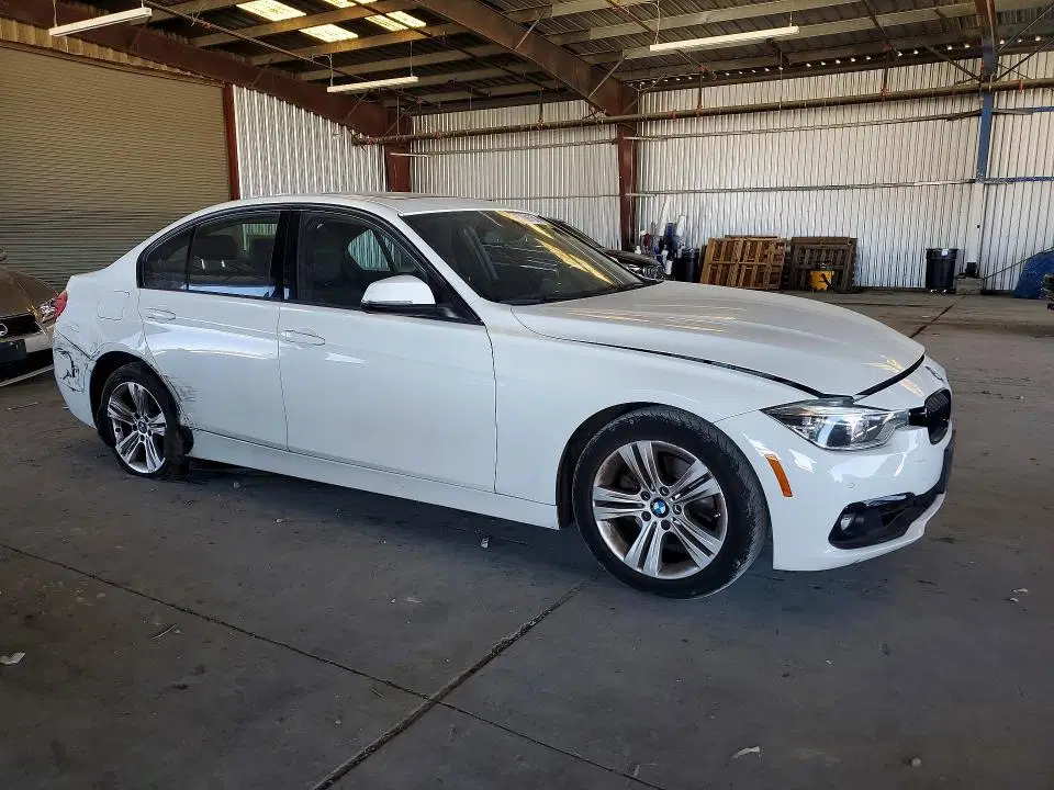 2016 BMW 328 VIN WBA8E9G51GNT84469 фото 4