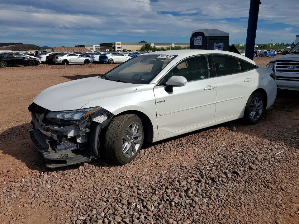4T1B21FB4KU004366 — 2019 Toyota Avalon Hybrid, Передняя часть (Front End), фото до ремонта