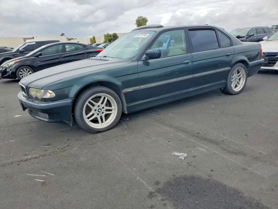 WBAGH83441DP22440 — 2001 BMW 740, Мелкие вмятины и царапины, фото до ремонта