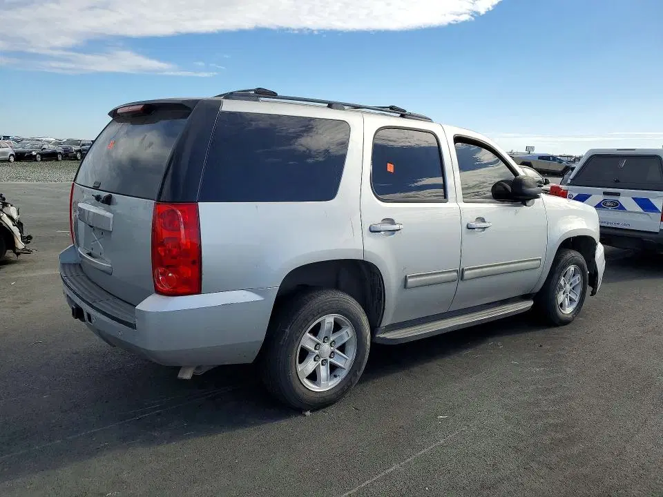 2011 GMC YUKON VIN 1GKS2CE06BR229802 фото 3