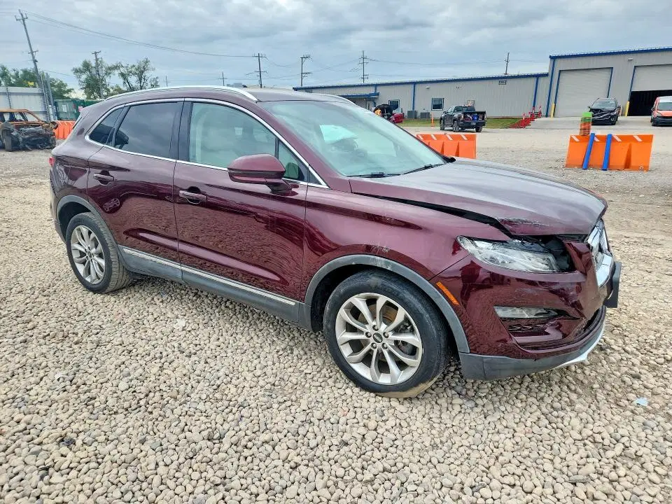 2019 LINCOLN MKC VIN 5LMCJ2C9XKUL03629 фото 4