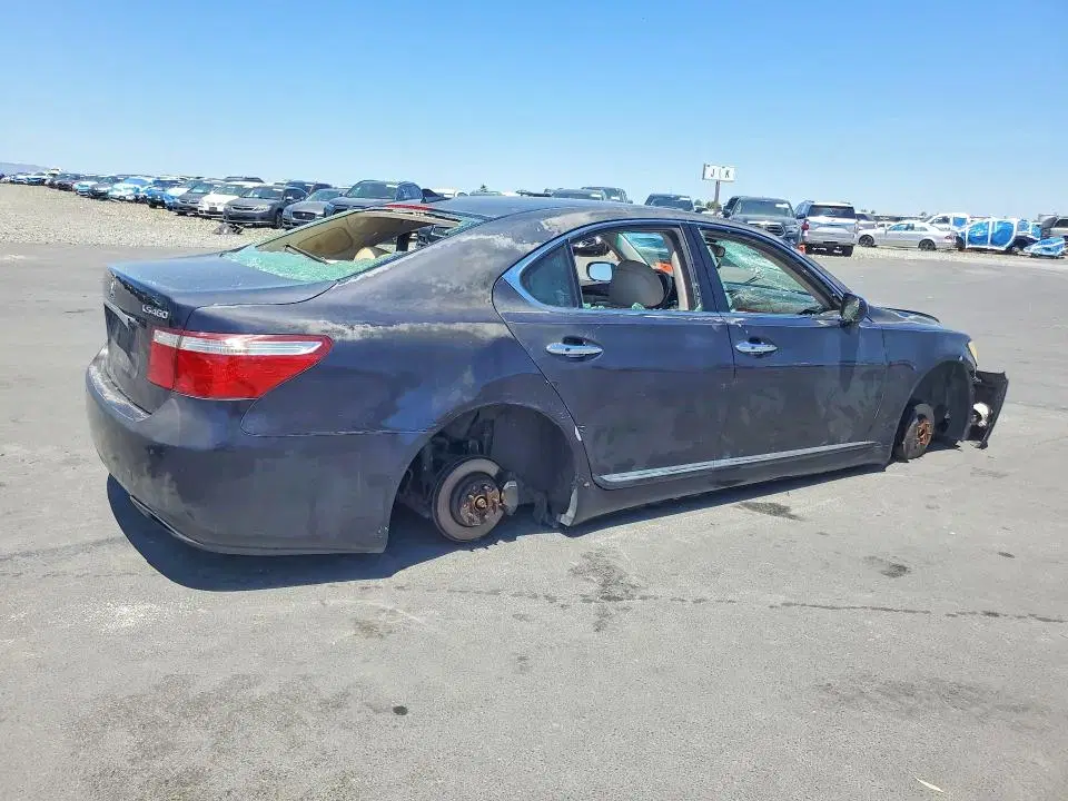 2007 LEXUS LS VIN JTHBL46F975015692 фото 3