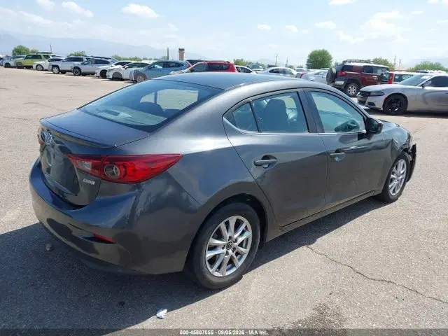2016 Mazda Mazda3 I Touring VIN JM1BM1V78G1313522 фото 4