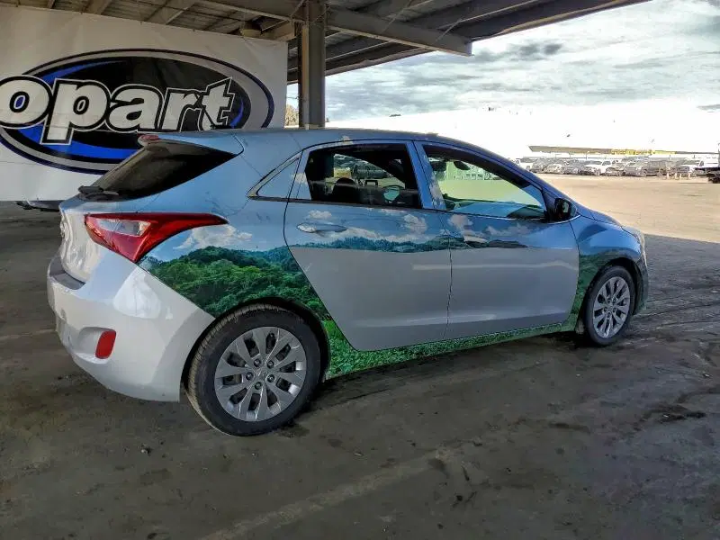 2017 Hyundai ELANTRA GT VIN KMHD35LH4HU383190 фото 3