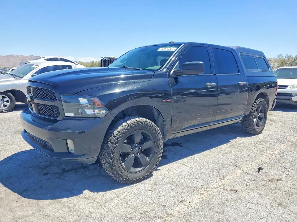 3C6RR7KT0HG689579 — 2017 RAM 1500, Боковая часть (Side), фото до ремонта