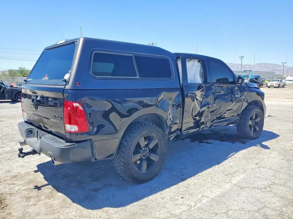 2017 RAM 1500 VIN 3C6RR7KT0HG689579 фото 3