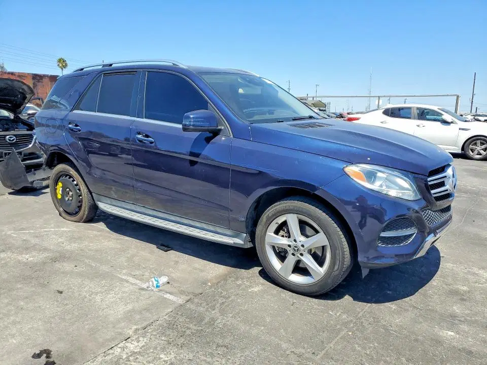 2018 Mercedes-Benz GLE VIN 4JGDA5JB0JB011755 фото 4