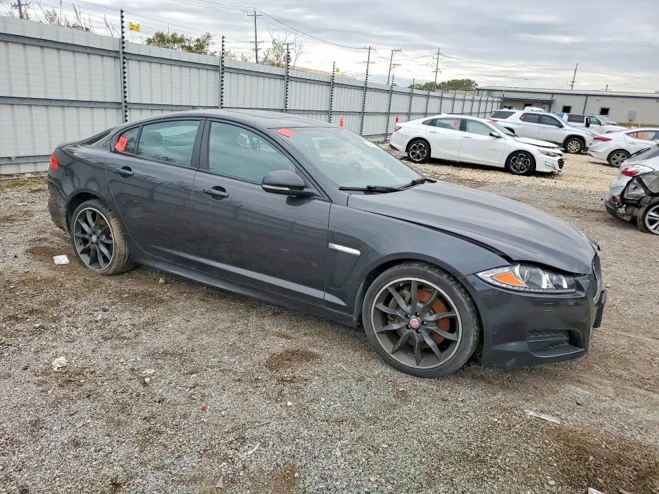 2015 JAGUAR XF VIN SAJWJ0FF5F8U70894 фото 4