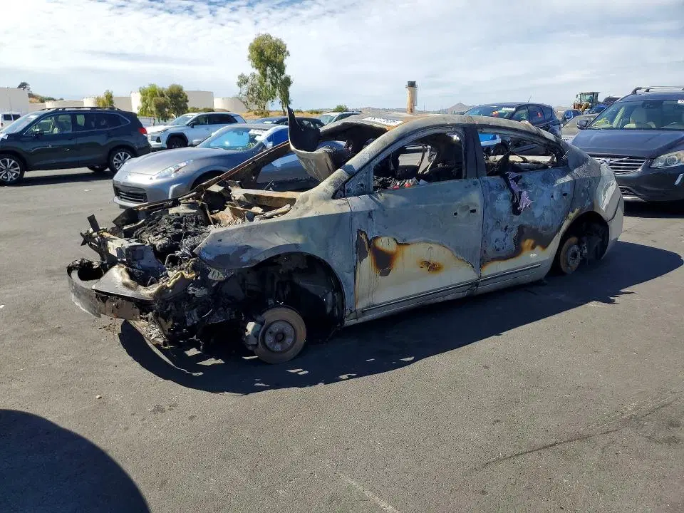 1G4GD5E39CF111369 — 2012 Buick LaCrosse, Вандализм (Vandalism), фото до ремонта