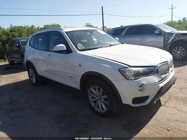 5UXWX9C59H0T14743 — 2017 BMW X3 XDRIVE28I, Передняя часть слева (Left Front), фото до ремонта