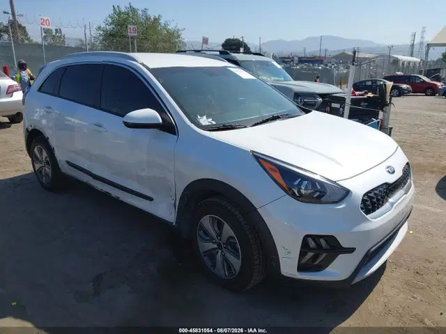 KNDCB3LC4M5471804 — 2021 Kia NIRO LX, Правый бок (Right Side), фото до ремонта