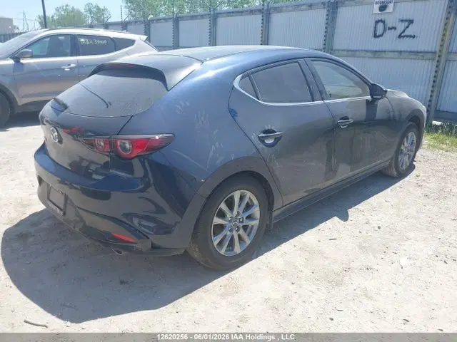 2026 Mazda 3 Select Sport VIN JM1BPAKL0T1872047 фото 4