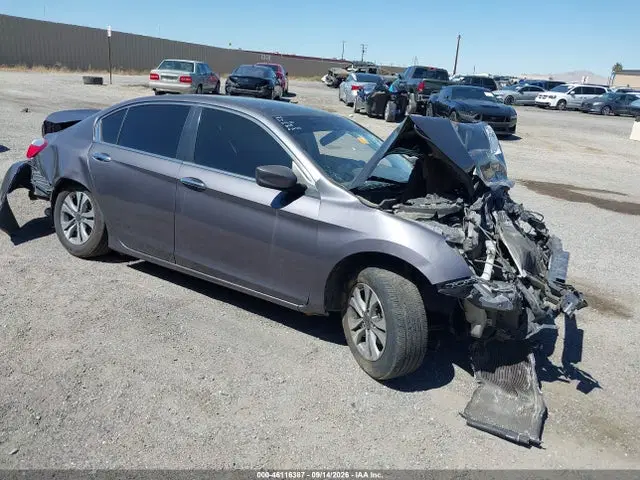 1HGCR2F35FA111938 — 2015 Honda Accord LX, Естественный износ (Normal Wear & Tear), фото до ремонта