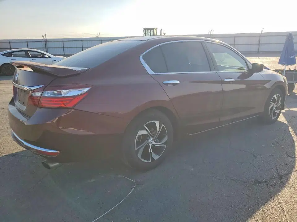 2016 Honda Accord VIN 1HGCR2F33GA063471 фото 3