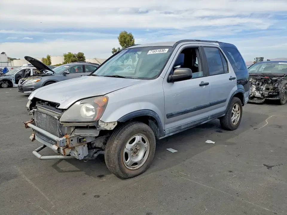 JHLRD68402C018248 — 2002 Honda CR-V, Передняя часть (Front End), фото до ремонта