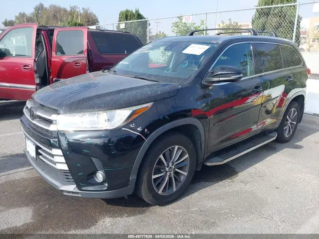 2018 Toyota Highlander Xle VIN 5TDJZRFH1JS845370 фото 2