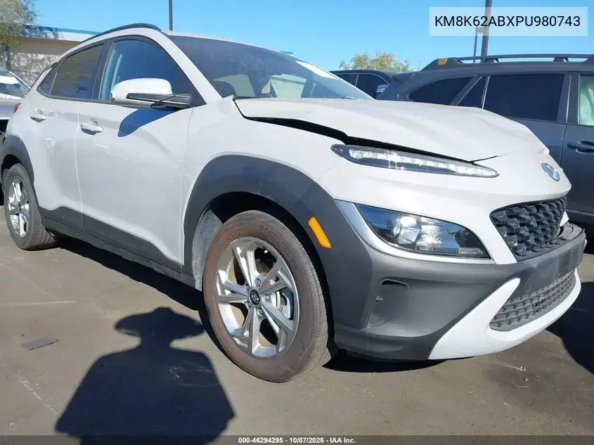 KM8K62ABXPU980743 — 2023 Hyundai Kona, Спереди / Сзади, фото до ремонта